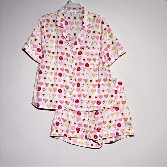 Cupcakes & Cashmere Pajama Set - Picture 2 of 12